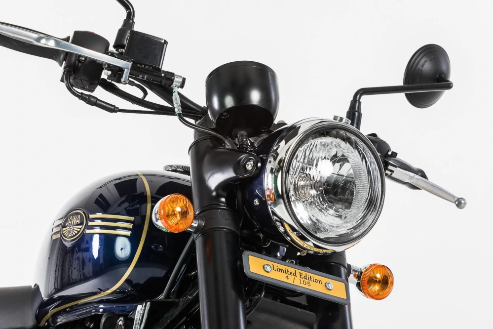 Jawa 300 Forty Two