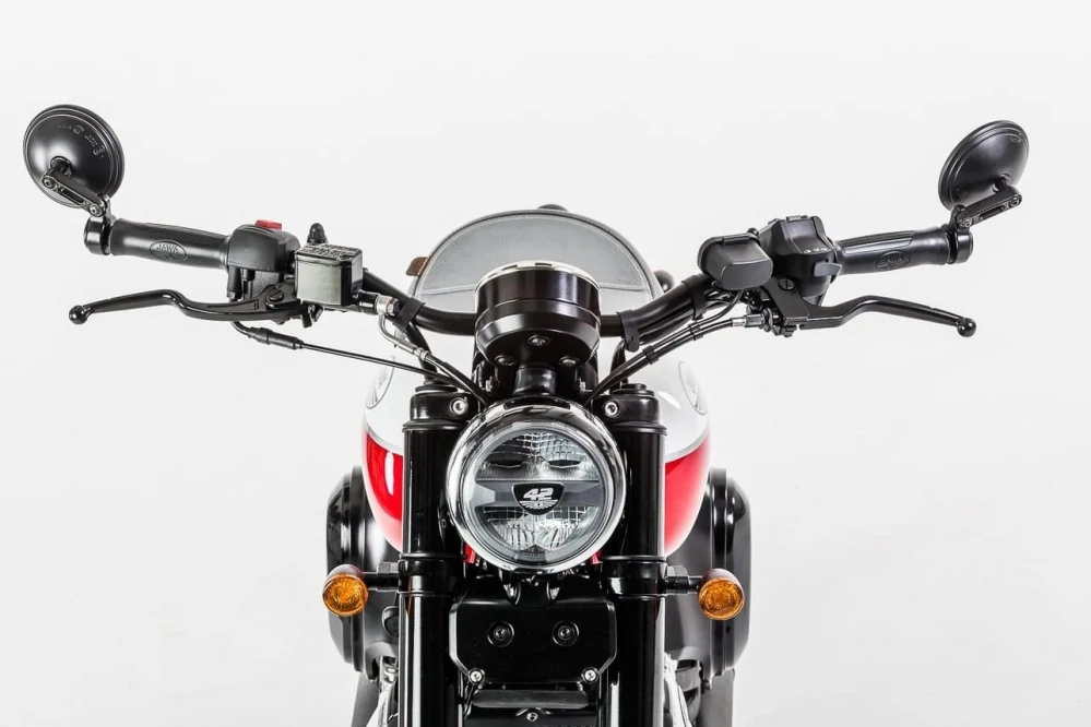 Jawa 42 Bobber350