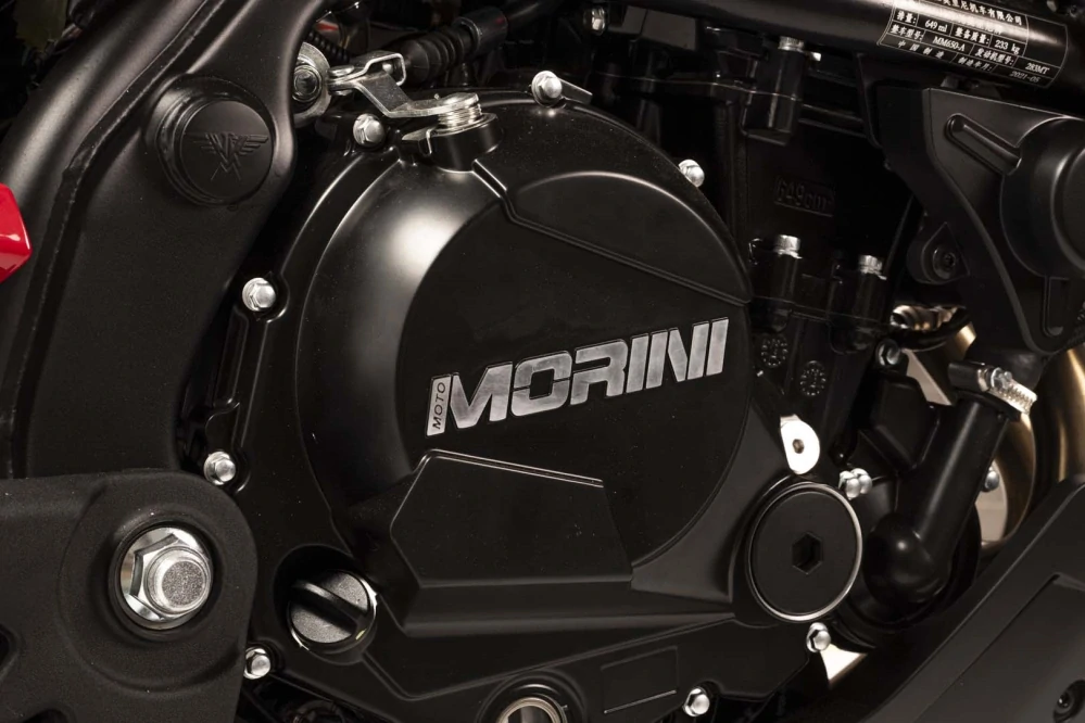 Moto Morini X-Cape (zlaté ráfky)