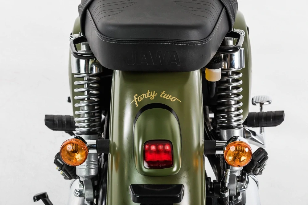 Jawa 300 Forty Two